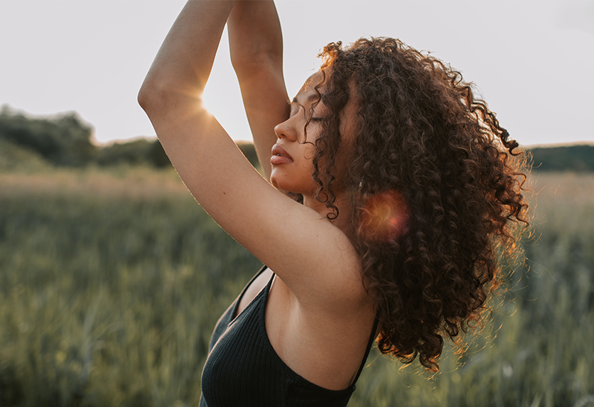 Silk-looking shiny curls: our advice for you to get them