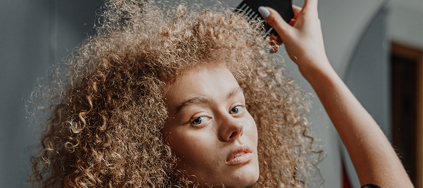 How to choose the perfect brush for your curls - Divina BLK - Cosmetic  products for curly, super-curly and afro hair